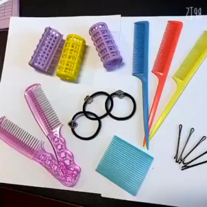 Combo 30 Cây - Cây Lược Chia Tóc Đuôi Nhọn Tiện Dụng