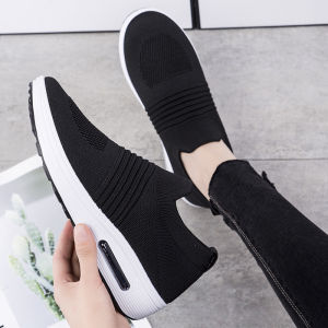 New Women Korean Comfort Slip On Shoes Sneakers Fashion Lightweight Breathable Thick Sole Casual Black Rubber Shoes For Women