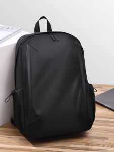 Fashionable Minimalist Large Capacity Waterproof Nylon Backpack for Men Travel Business Computer Bag Casual Simple Style