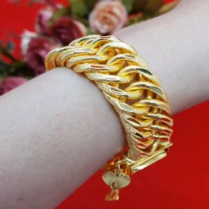 (รับประกัน 6 เดือน)สร้อยข้อมือลายเลสก้างปลา ความยาว 7.58.5 นิ้ว เทียบเท่าน้ำหนัก 35 บาท หุ้มเศษทองเยาวราช เหมือนแท้ 100% พร้อมส่ง