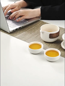 旅行陶瓷茶具套装 一壶二杯 便携快客杯   Portable Ceramic Travel Tea Set – Teapot with 2 Cups