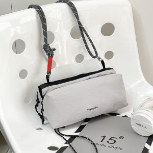 Water Bottle Bag Simple and Lightweight Crossbody Bag Fashionable and Casual Sports Shoulder Bag Mobile Phone Bag