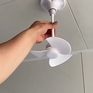 Sakelar soket E27 standar Eropa/dudukan lampu fleksibel yang dipasang di dinding/kipas dengan dudukan lampu/lampu pelindung mata