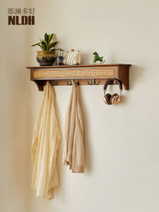 Wall Mounted Solid Wood Clothes Hook Rack Bedroom Entrance Hallway Vintage Style Storage Organizer That Can Bear up to 5kg