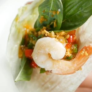 J-Lek (เจ๊เล็ก) น้ำจิ้มสุกี้ ขนาด 240 กรัม - 240 ml