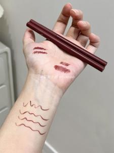 Long-Lasting Waterproof Sweat-Proof Smooth Burgundy Eyeliner Pen Gel Eyeshadow Easy to Use for All Skin Types Made in China