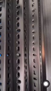 Sắt V lỗ V4 dài 1m dày 1.6 ly - Lắp ráp kệ v lỗ đa năng Sắt V lỗ  Làm kệ sắt