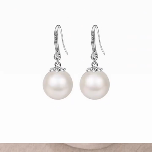 999 Sterling Silver Natural Freshwater Pearl Earrings New Style for Women Luxurious High-End Sterling Silver Earrings