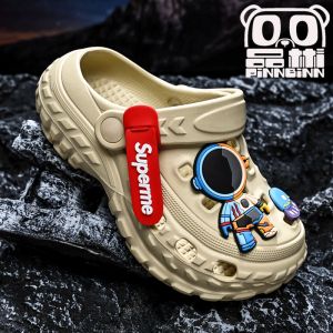 รองเท้าแตะเด็กชาย EVA รองเท้าแตะฤดูร้อนสำหรับเด็กชายป้องกันการลื่นพื้นนุ่มสำหรับใส่ในบ้าน รองเท้าแตะเด็กลายการ์ตูนสำหรับเด็กวัยเตาะแตะ