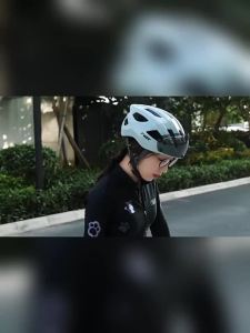 PMT | Color Changing Breathable Cycling Helmet