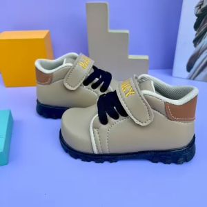 Sepatu Anak Laki-laki Model Sem Boot Varian Warna Tali Velcro Terbaru dan Trendy