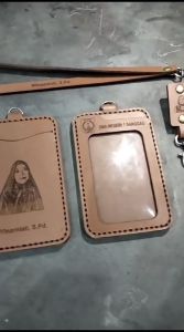 ID Card Holder Kulit Asli Free Custom Nama & Logo Quiser Nametag