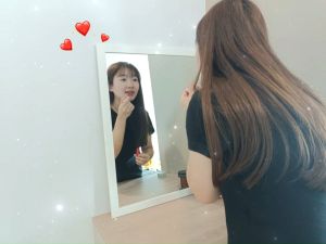 1.5ft X 2ft Mirror with wooden Frame