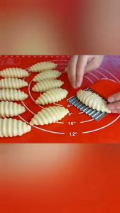 3 Pcs Pisau Gerigi Gelombang Serbaguna / Pisau Acar / Pisau Kue / Pisau Kentang