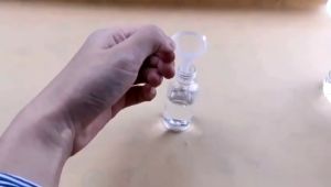CORONG MINI PLASTIK / CORONG PARFUME OIL ESSENTIAL / SMALL FUNNELS SH K09