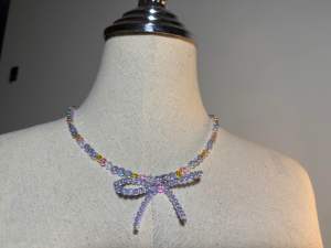 สร้อยคอลูกปัด