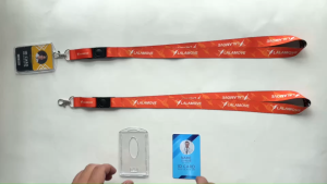 สายคล้องบัตร LALAMOVE พร้อมกรอบพลาสติกใสใส่บัตร เกรด A  (มีเก็บปลายทาง COD)