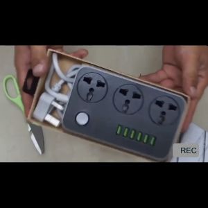 【ready stock】 6 USB Port 3 Universal Power Strip Extension Plug Power Socket Electric Sockets Elektrik Soket Extension Cords Power Socket (3.4A) Fast Charging 6 USB Extension 3 Socket Plug Ports & 2M Cable Power Strip