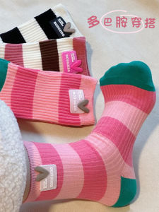 ถุงเท้าผู้หญิงลายทางสีชมพูบางเฉียบ ถุงเท้าข้อสั้นลายทางสีสันสดใส ถุงเท้าผู้หญิงแบบยาวถึงเข่า ถุงเท้าผู้หญิงแบบลำลอง