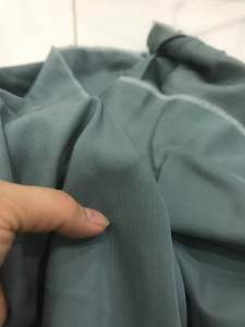 Vải Cotton lụa Hàn màu xanh đá dày vừa mềm mại (khổ 1m4)may đầm váyquần suông set comple