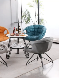 เก้าอี้โซฟาเดี่ยวนอร์ดิกแบบหมุนได้ ฐานเหล็กหมุนได้ 360° ไตล์โมเดิร์นมินิมอลสำหรับบ้านหรือระเบียง เบาะฟองน้ำนุ่ม นั่งสบายเป็นเวลานาน