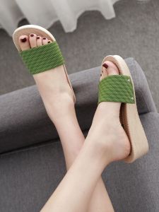 2023 New Womens Slippers Casual Beach Sandals Outdoor Wear Indoor Home Comfortable Flat Heel PVC Material Youth Fashion