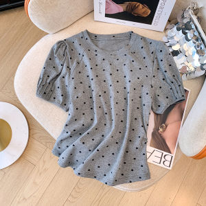 Pure ผ้าฝ้าย พรางหุ่น ผู้หญิง เสื้อยืดแขนสั้นลายจุด ทันสมัย เอวซับ อินเทรนด์ เสื้อท่อนบน จากเซินเจิ้น Nanyou