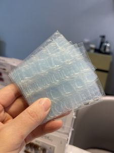 Transparent Double-Sided Tape for Wearable Nail Tips Disposable High Viscosity Waterproof Adhesive Easy to Dry No Residue Comfortable