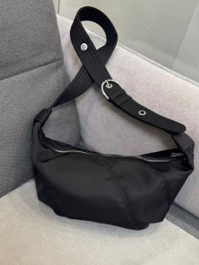 Trendy Large Oxford Cloth Dumpling Bag Womens Crossbody Bag Casual Versatile Single Shoulder Satchel Bag Popular New Style