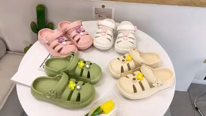 Korean Crocs 2023 New sandals for women with jibbitz fashion slipper for women flat sandals