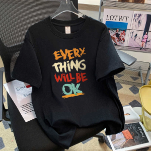 T-Shirt Wanita Hitam Lengan Pendek - Motif Huruf Warna Cerah Katun Murni Tipis & Bernapas Desain Oversize Slim Fit Tren Musim Panas 2025 Gaya Korea & Jepang Desain Sweet & Bold Busana Wanita Premium Ukuran Besar Nyaman Serba Cocok Kerah Bulat Tops