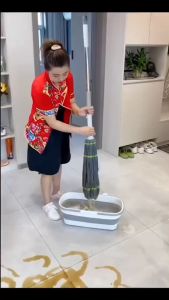 ผลิตภัณฑ์ไม้ มีชนิดของไม้ถูพื้นแบบบิด ไม้ถูพื้นนาโน ไม้พื้นไมโครไฟเบอร์ ด้ามสแตนเลส ยาว 130cm