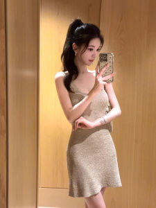 French Style Rich Gold Knitting Sling Dress Womens Autumn Fancy Tight Waist Slim Looking Square Collar Super Nice A- line Skirt