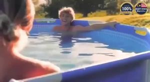 INTEXOutdoor Large Steel Pipe Bracket Swimming Swim Pool Kolam Renang Mandi 26702 (10FT X 30IN)