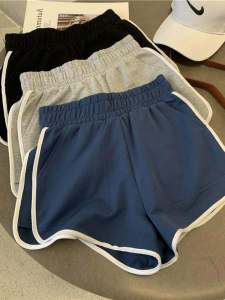 กางเกงขาสั้นสปอร์ตทรงเอขากว้างเอวสูงสำหรับผู้หญิง กางเกงขาสั้นลำลองสำหรับวิ่ง ขอบสีขาว ทรงหลวม ฤดูร้อน 2024