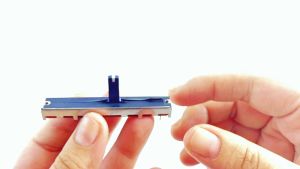 Potensio Geser Balance 6cm 3 pin W100K Mono Kaki 2-1 Slide 6 cm Mixer W104