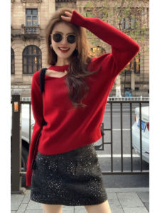 YUEZHONGWEI | Áo Sweater Len Oversized Cổ Lọ Màu Đỏ