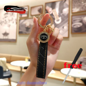 Universal keychain for Toyota key cover Toyota car key accessories gold edge silver edge logo leather strap support large quantities of wholesale car keychain for Toyota