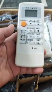 Remote Máy Lạnh Mitsubishi Inverter MP08B ( Mặt Trắng)_Bảo Hành Đổi Mới