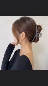 Jepit Rambut Salon SUPER JUMBO 13cm Warna Salem Bentuk Simpul Korea Big Size Hair Claw HTJ004