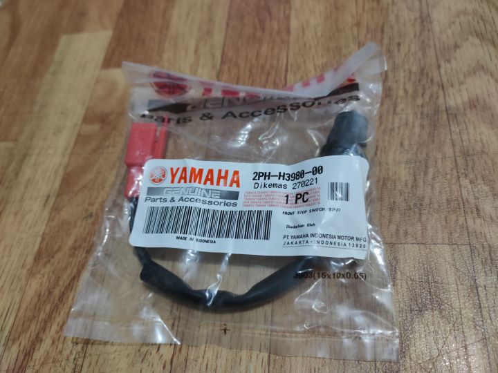 Citomerx Brake Light Switch For Yamaha Majesty 125/150 & Neos 100/125 – M6 Thread – Gold – Universal Fit