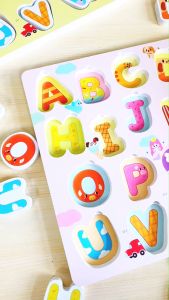 หนังสือฝึกอ่าน ABC พร้อม 3D ABC Matching Blocks บล็อคตัวอักษรภาษาอังกฤษ ABC (มี 2 สีให้เลือก)