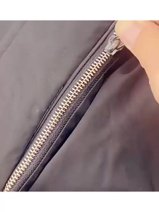 Minyak Resleting 10g Pelumas Khusus Zipper Tas Jaket Dompet Efek Lancar Instan