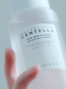 SKIN1004 Madagascar Centella Tone Brightening Boosting Toner 210ml Moisturize Soothe The Skin