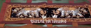 ผ้าปักแขวนผนังรูปช้างคู่ ปักเกร็ดและ ปักมุก ขนาด 45×19 นิ้ว