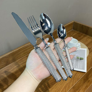 ช้อนมีดและส้อมเครื่องใช้สำหรับโต๊ะอาหารตะวันตกสเต็กโรงแรมระดับห้าดาวช้อนขนมหวานเกรดอาหารสแตนเลสระดับพรีเมียมร้านอาหารตะวันตก