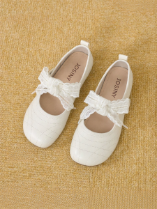 Josiny | Shallow Bow French Style Flats