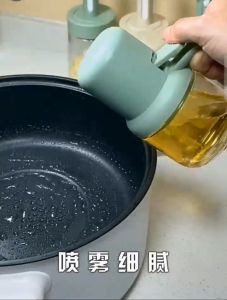 Blowing 180ml Oil Dispenser Bottle Glass Kitchen Spray Oil Sprayer BBQ Picnic Baking Cooking Olive Oil Sprayer Vinegar S