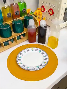 Philippines Top1 300-500ml Leak-Proof Plastic Oil Dispenser Bottle with Squeeze Press High Temperature Resistant Kitchen Condiment Bottle