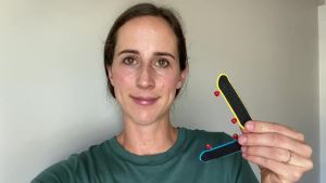 Finger Skateboards for Kids Set of 25 Light upFinger Toys LED Fingerboard Hand Skateboard for Creative Fingertips Movement Sports Finger Skater